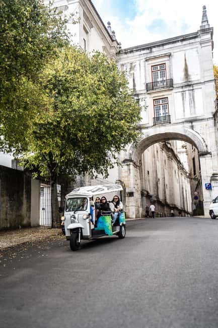 Lisbon Highlights: Private Tuk Tuk Sightseeing City Tour - What you’re buying with a private tuk tuk (and why it’s smart)
