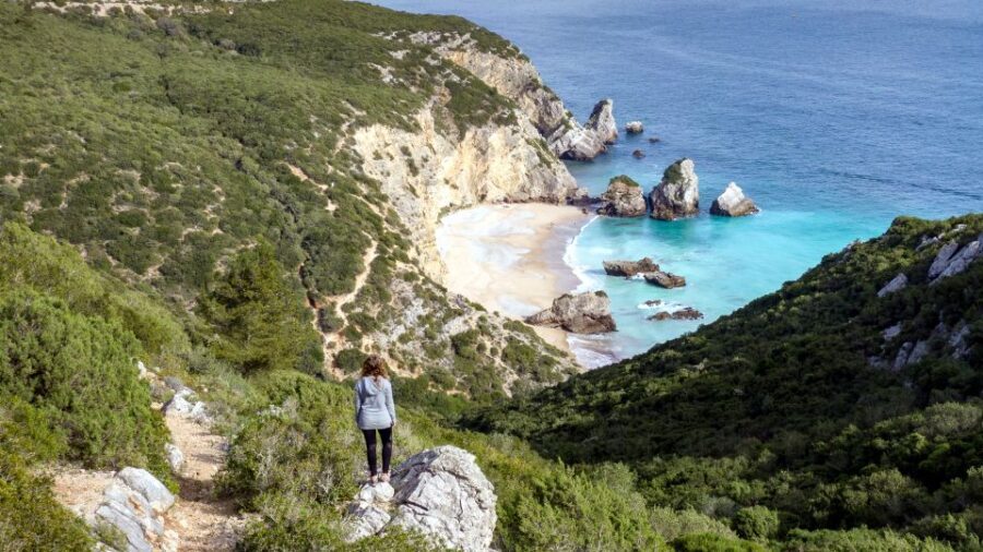 Lisbon: Hiking in Arrábida Natural Park - Arrábida Natural Park: the sea-and-mountain formula near Lisbon