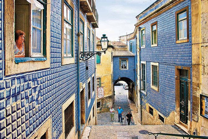 Lisbon Historical Downtown Private Tour - A church for São Vicente and the National Pantheon finale