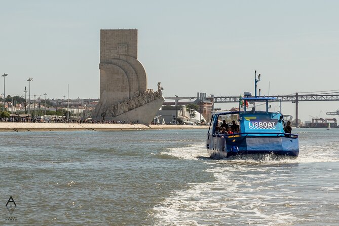 Lisbon Hop On Hop Off Bus and Boat Tour - Príncipe Real to Estrela: viewpoints and gardens without the suffer-schedule