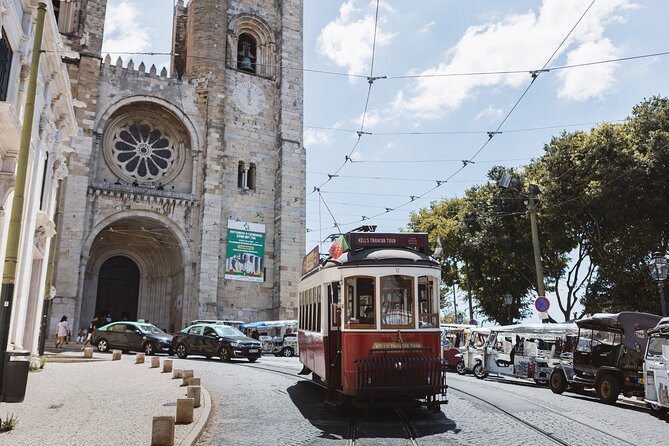 Lisbon Hop-On Hop-Off Bus, Tram Tour, River Cruise for 72/96Hour - The hop-on hop-off buses: Belém Lisbon and Modern Lisbon routes
