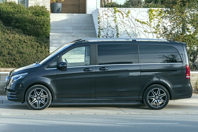 Lisbon Hotel to Airport Premium transfer - Lisbon Airport Arrival: Less Confusion, More Momentum