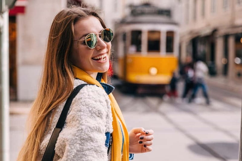 Lisbon: Instagram Hotspots Photoshoot - Pink Street: making color do the heavy lifting