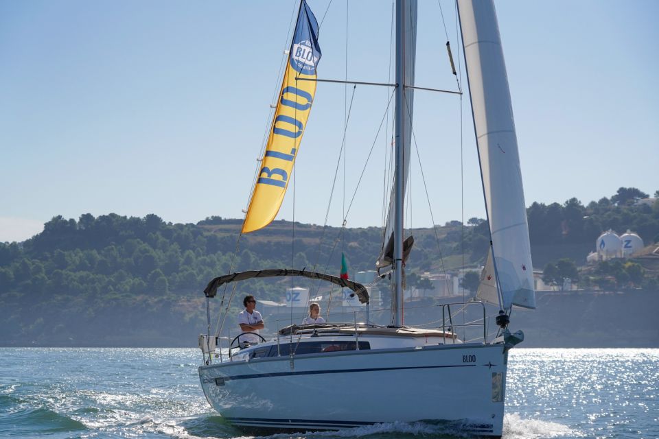 Lisbon: Luxury Private Sailing Boat Cruise on River Tagus - Rain, wind, and what to wear for 2–3 hours