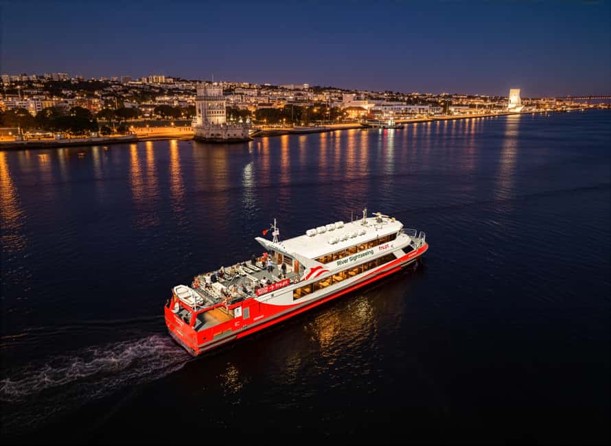 Lisbon Night Cruise: Illuminated Sights on the Tagus River - Classic vs Insta vs Romantic: choose how you want the night to feel