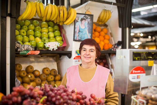 Lisbon Original Morning Food Tour by Food Lover Tour - Market petiscos and the tascas locals actually order