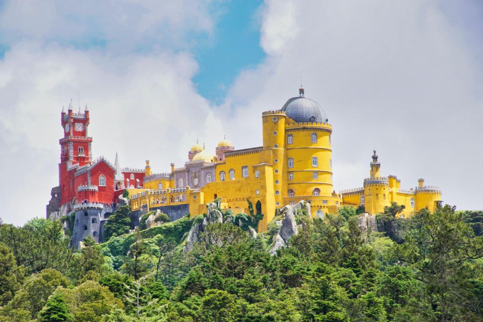 Lisbon: Pena, Regaleira & Atlantic Coast Tour with a Local - Tickets and value: what’s included, what you pay
