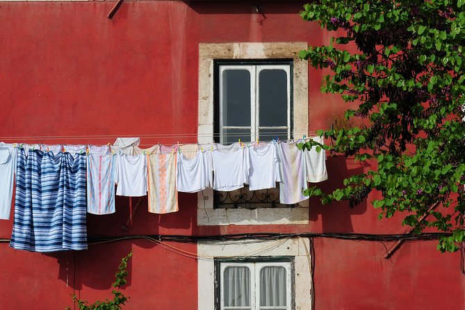 Lisbon Photo Private Day Tour - Small local moments that go beyond photos