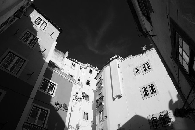 Lisbon Photo Private Day Tour - Start at Praça Dom Pedro IV, then aim for better frames