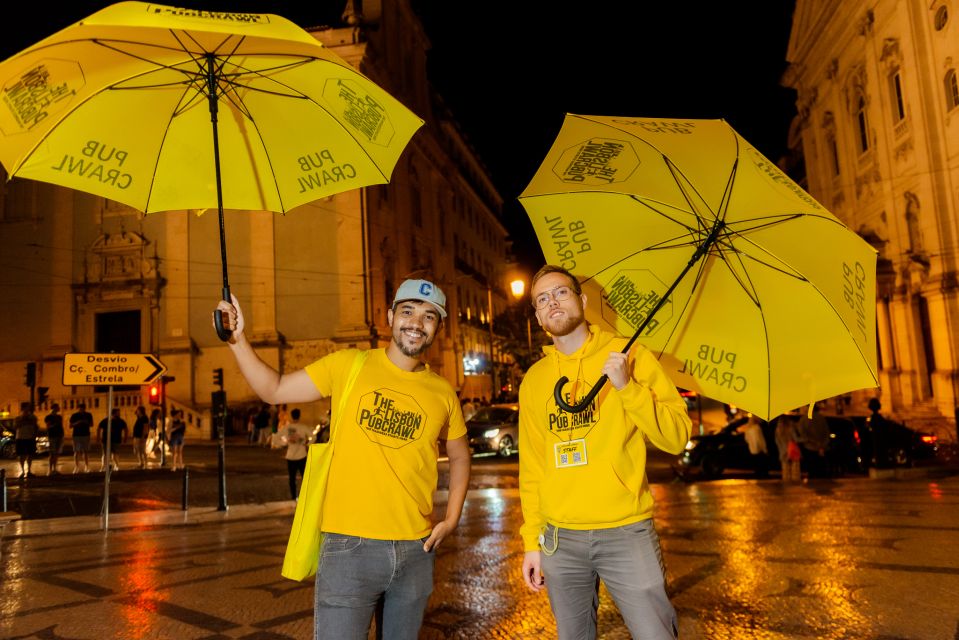 Lisbon PinkStreet Pubcrawl: 1hOpen Bar, Shots,VIP Club Entry - Cais do Sodré: shifting from street chaos to a smarter night flow