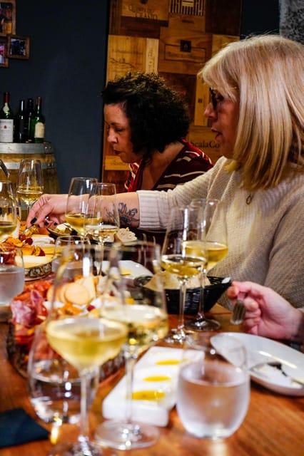 Lisbon: Premium Wine and Tapas Tasting Session - What You Should Expect on the Table (So You Don’t Second-Guess It)