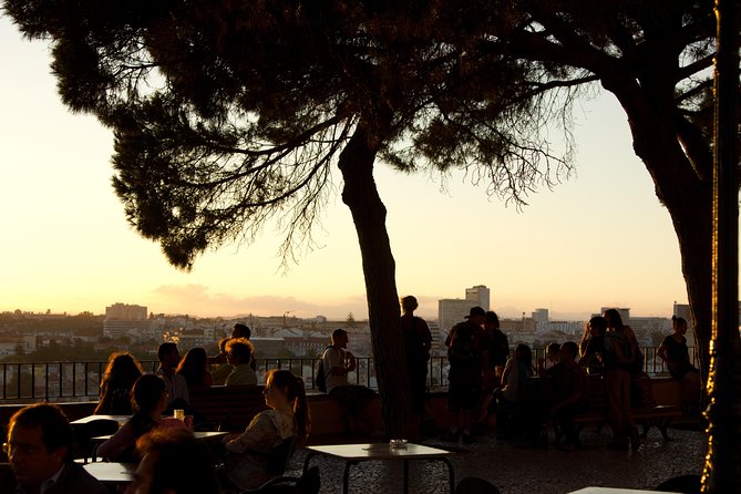 Lisbon Private 5-Hour Eco Tuk-Tuk Tour with Local Tastings - The tastings: what’s included and how to get the most out of it