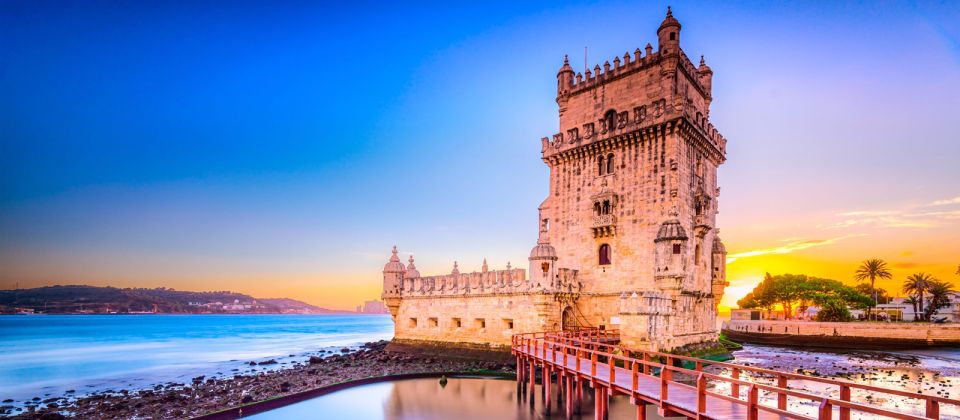 Lisbon: Private Full Day City Tour - Miradouro da Senhora do Monte photo stop: the payoff view