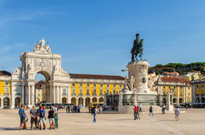Lisbon: Private Grand Experience City Tour by Tukxi - Price and value: what $190 per group buys you