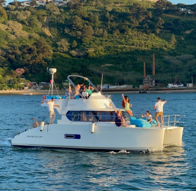 Lisbon: Private Luxury Catamaran Tour with Welcome Drink - Entering Belém: Royal Marine and the easy start at Gate 1
