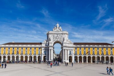 Lisbon Private Luxury Tour - Downtown Squares and the Old Streets That Define Lisbon