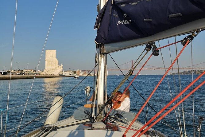 Lisbon Private Sailing Cruise, drink included (options: 2h, 3h, 4h, 6h or 8h) - Passing under the 25 de Abril Bridge: the Lisbon moment you remember