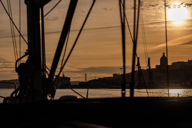 Lisbon: Private Sailing Tour Along the Tagus River - Drinks and Snacks: How the Included Extras Affect Value