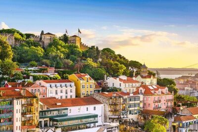 Lisbon Private Tour - Alfama’s old medina feel: fado, defense, and tiny streets