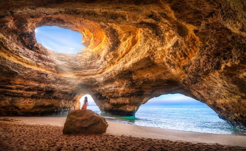 Lisbon: Private Tour Benagil, Algar Seco, Portimao & Lagos - Portimão to Benagil: why the 90-minute speedboat is the heart of the day