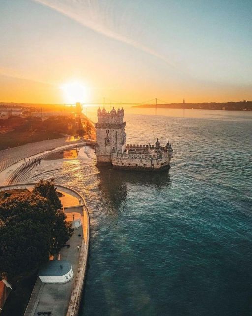 Lisbon: Private Tuk-Tuk City Tour With Local Guide - Meeting points and pickup: where to go first