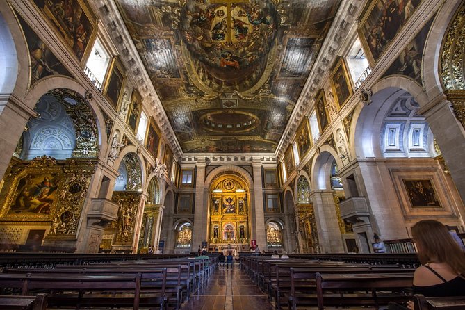 Lisbon Private Tuk Tuk Tour and Hotel Pickup: 2, 3, or 4 Hours - Chiado, Santo António, and the City-Shape Stops