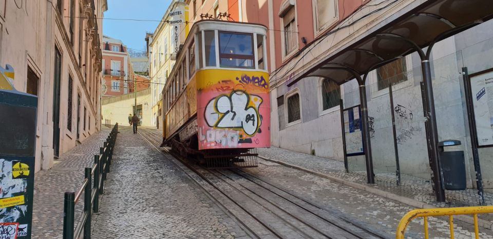 Lisbon: Private Tuk-Tuk Tour for 2 hours - Price and Group Size: What You Pay (and What You Get)
