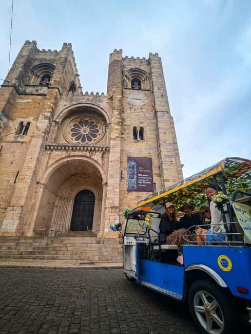Lisbon: Private Tuk Tuk Tour with Polaroid Photos - Lisbon Cathedral Photo Stop: Short Time, Clear Payoff