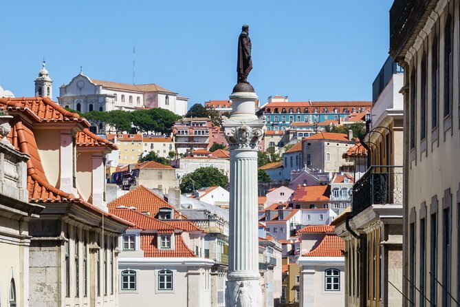Lisbon Revelation Tour - Meeting at Cervejaria Antártida and ending at the São Pedro viewpoint