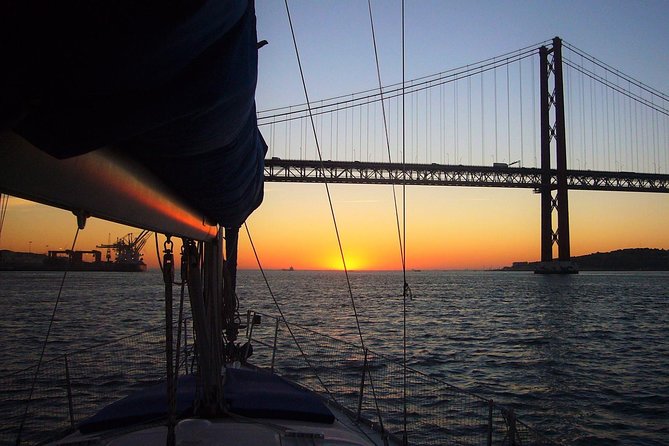 Lisbon River Sunset Sailing Cruise - Small-group service, welcome drink, and onboard Wi-Fi