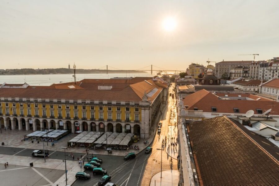 Lisbon: Rua Augusta Arch Admission Ticket - Should you book the Rua Augusta Arch admission ticket?