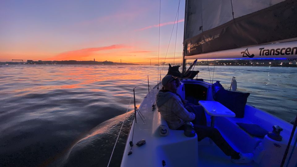 Lisbon: Sailboat Tour w/ Local Guide and Open Bar Green Wine - Key Points You’ll Want to Know Before You Book