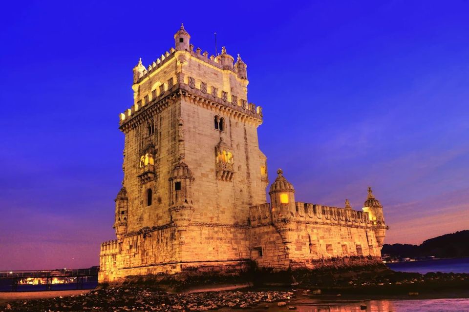Lisbon: Sailboat Tour w/ Local Guide and Open Bar Green Wine - The Little Details That Make It Worth the Price