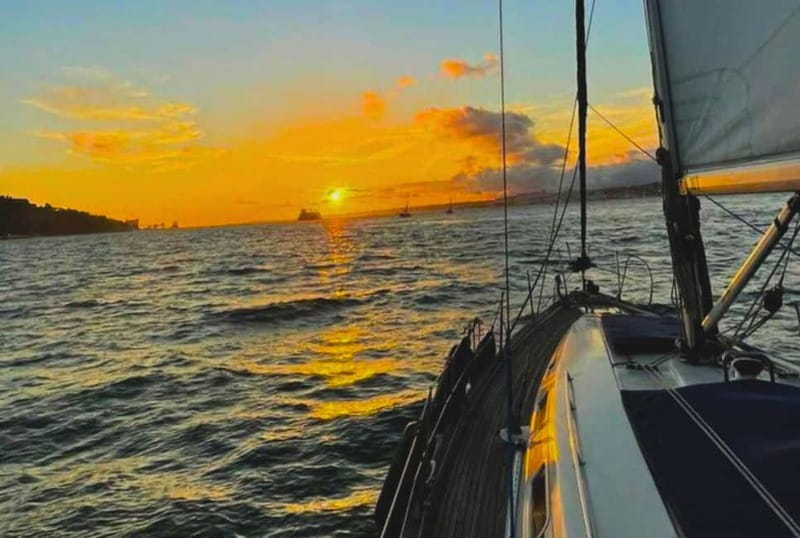 Lisbon: Sailing Boat Tour with Drinks & Pastel de Nata - The “food and drinks” part: how the snacks fit the sailing rhythm