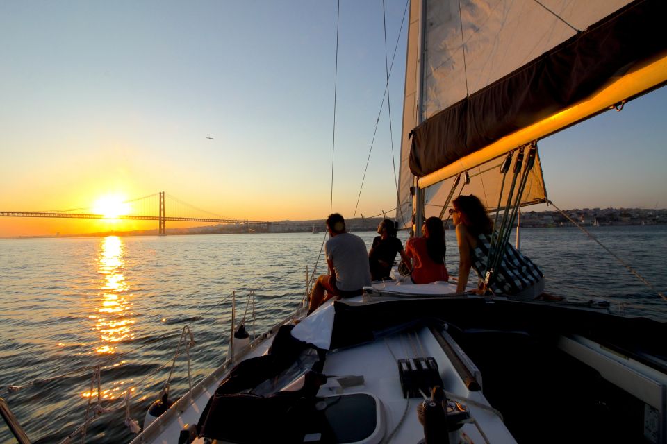 Lisbon: Sailing Tour with Wine and Snacks - Key highlights to look for