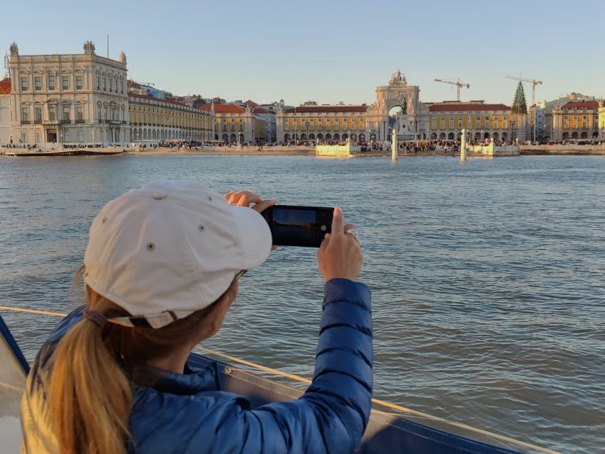 Lisbon: Scenic Day & Sunset Boat Tour with a Drink - From Praça do Comércio to Alfama: Lisbon’s grand entrance from the water