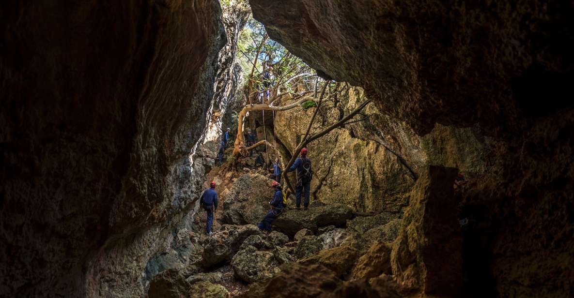 Lisbon: Setubal Arrábida Natural Park Adventure Circuit - Why Arrábida’s Fenda da Arrábida is such a great place for adrenaline