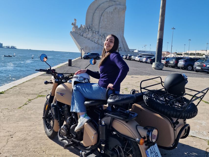 Lisbon: Sidecar Tour - Photo angles, photos sent to you, and quick snack stops