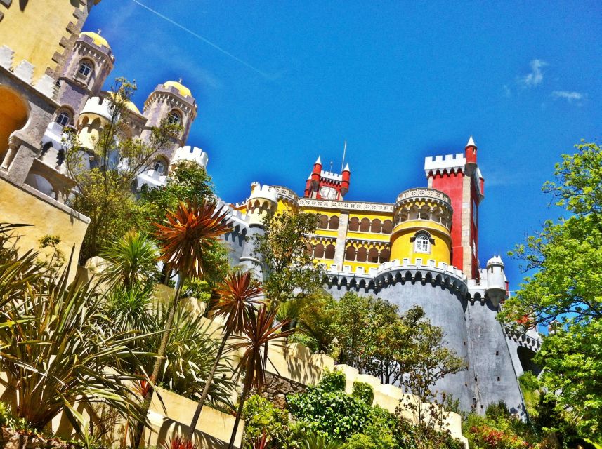 Lisbon: Sintra & Pena Palace Half-Day Tour with Hotel Pickup - Who should book this tour—and who should consider a different day
