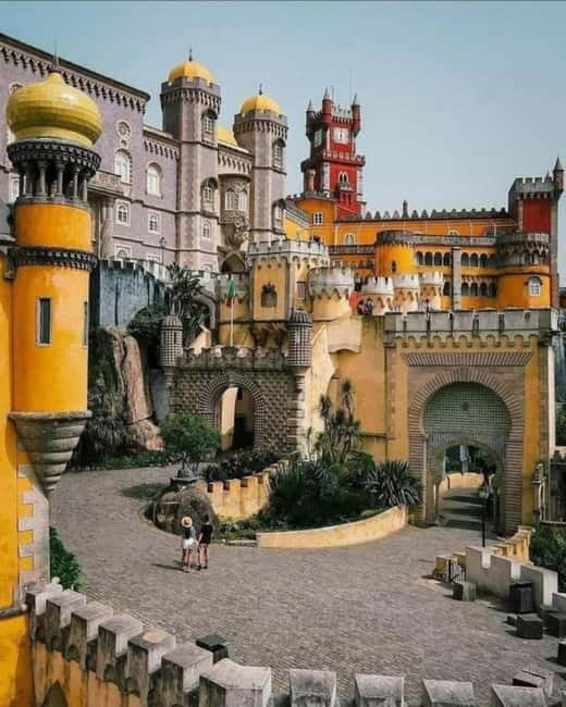 Lisbon: Sintra, Pena Palace, Moorish Castle & Regaleira Tour - Cascais: seaside charm, breathing room, and a bit of shopping time