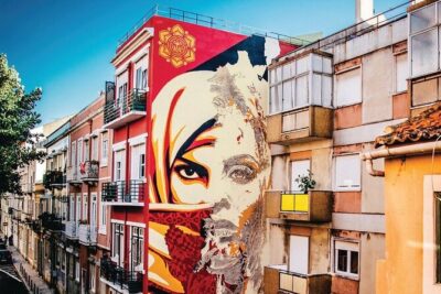 Lisbon Street Art - Private Guided Tour in a Electric Tuk Tuk - Where to Meet and How the 2-Hour Timing Feels in Real Life