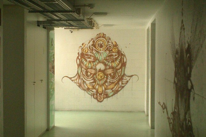Lisbon Street Art Walking Tour - Learning the rules behind the murals (not just the art)
