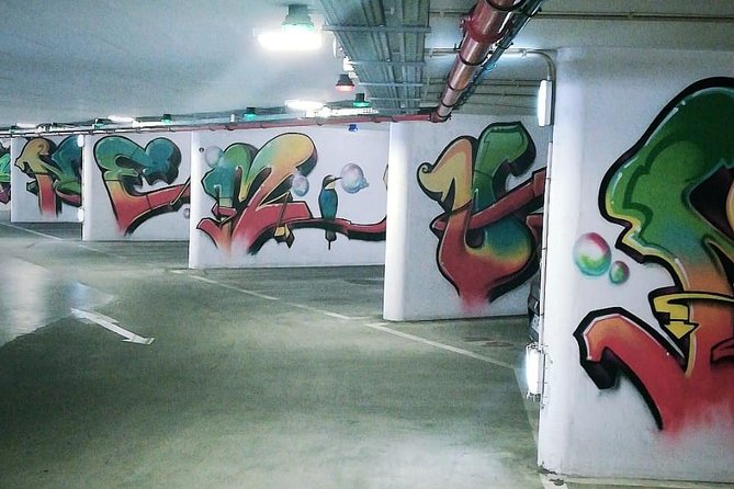 Lisbon Street Art Walking Tour - The walking reality: hills, shoes, and pacing