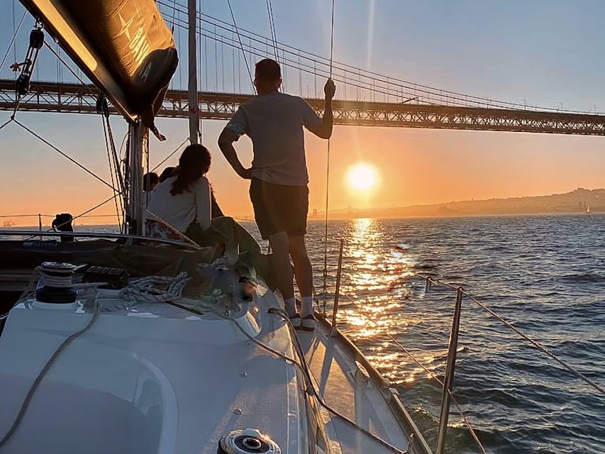 Lisbon: Sunset Cruise with Drinks - Pass the 25 de Abril Bridge: the moment you’ll remember
