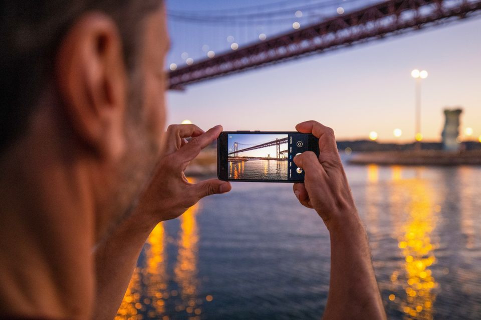 Lisbon: Sunset Cruise with Live DJ and Drinks - Key highlights at a glance