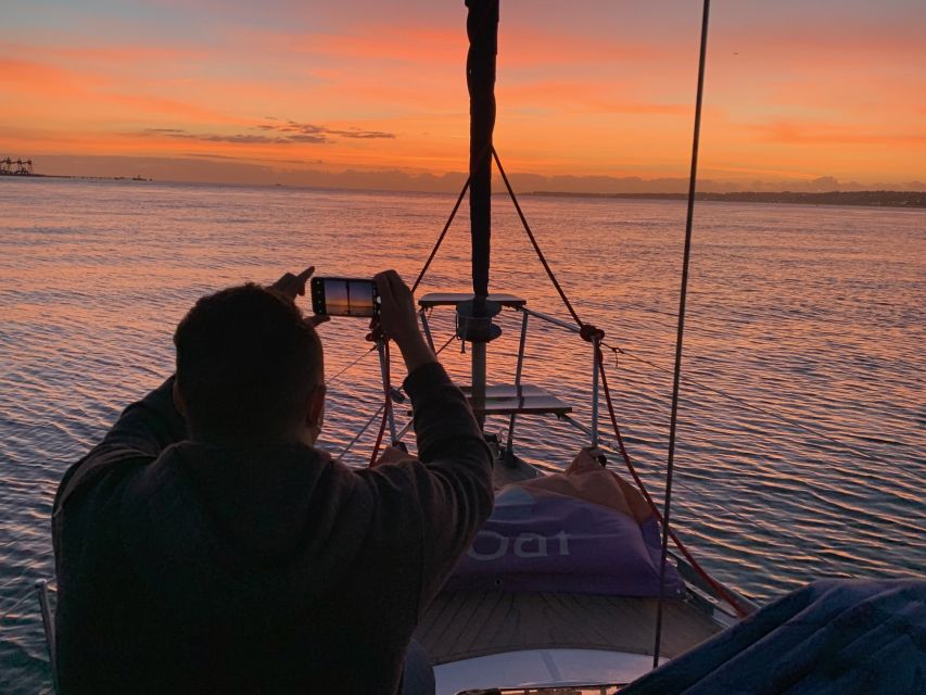 Lisbon: Sunset Sailing Cruise with Wine - Timing and logistics: check-in early, dress for wind, and plan your arrival
