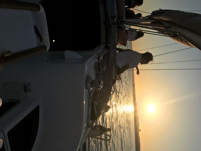 Lisbon Sunset Sailing – Small Group (max 10) Wine & History - Meeting at Doca de Santo Amaro Gate 1 without the stress