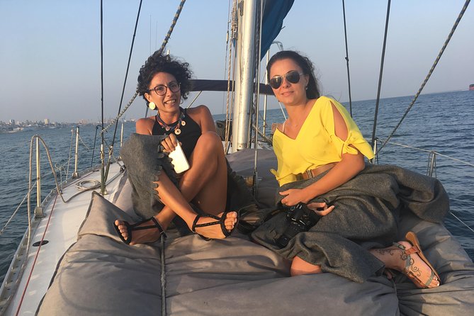 Lisbon Sunset Sensations on a Private Sailing Boat with wine&snacks - Key things to know before you go