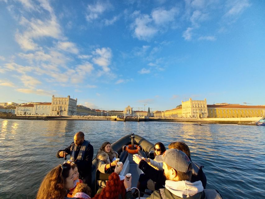 Lisbon: Sunset SpeedBoat Tour - From Commerce Square to Cais das Colunas: Old Lisbon Meets River Reality