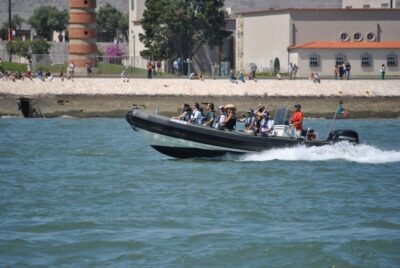 Lisbon: Sunset SpeedBoat Tour - First Run Under the 25 de Abril Bridge: Why the Timing Works